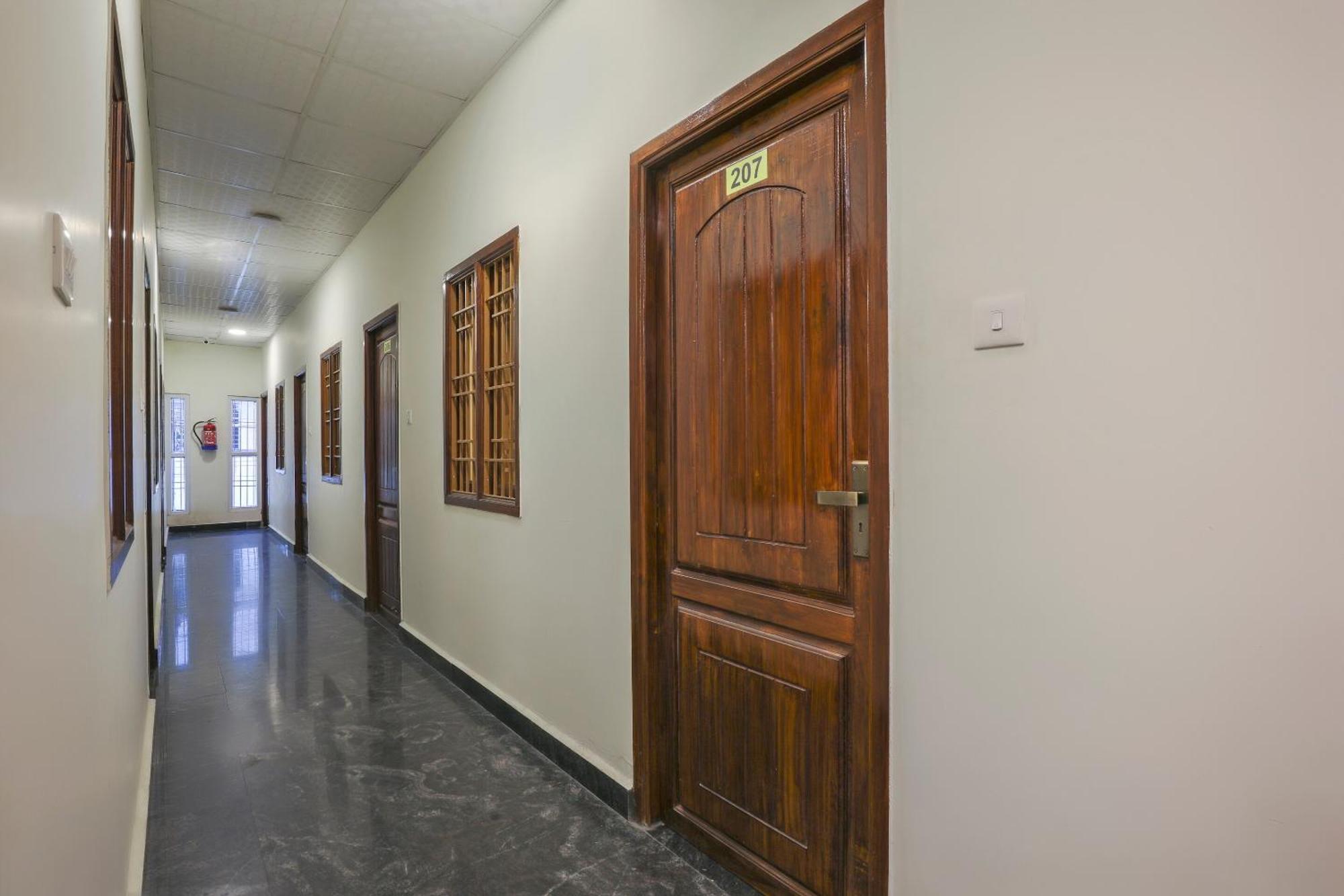 Hotel O Om Sakthi Hotel Ποντισερί Εξωτερικό φωτογραφία