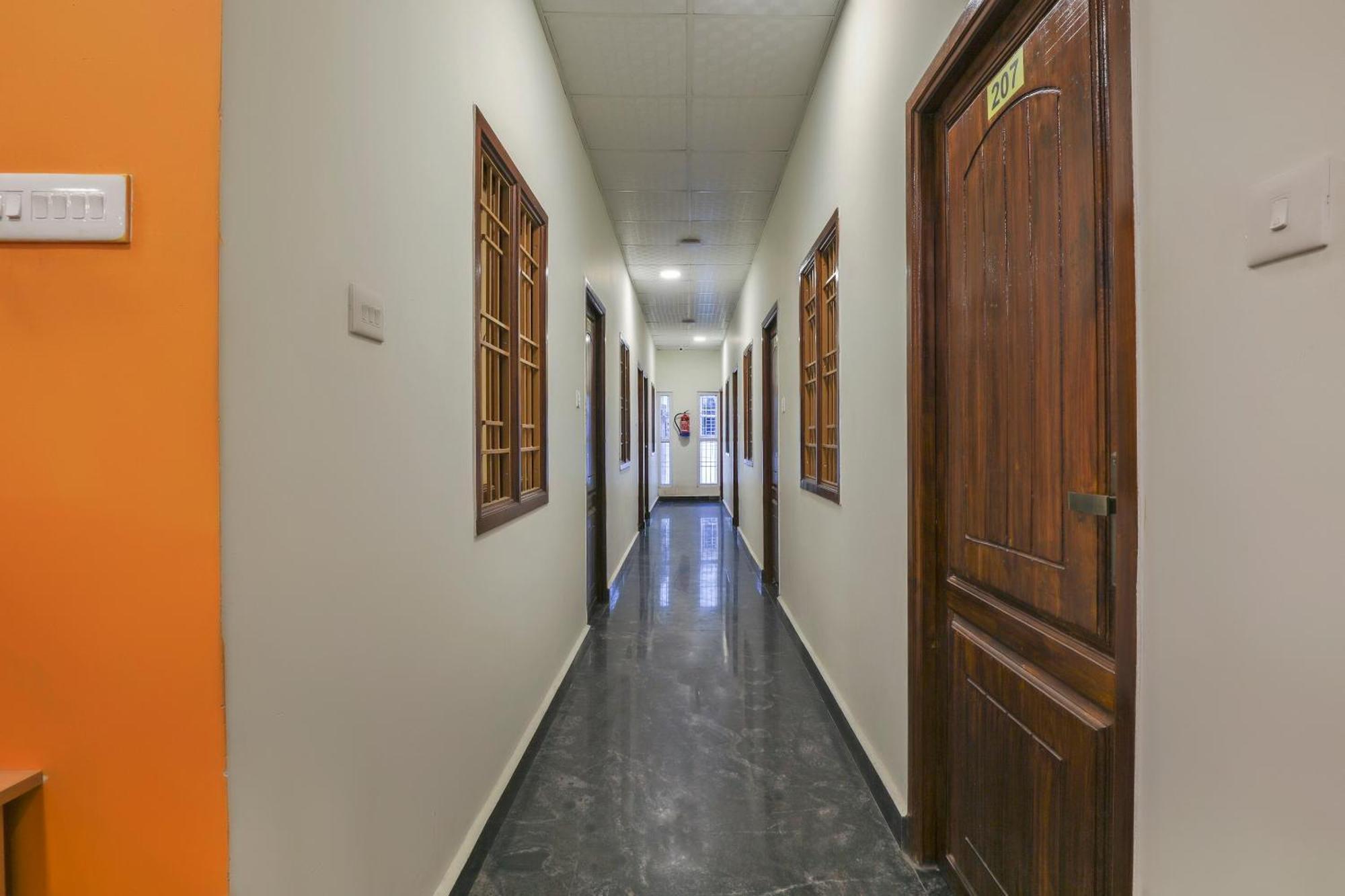 Hotel O Om Sakthi Hotel Ποντισερί Εξωτερικό φωτογραφία